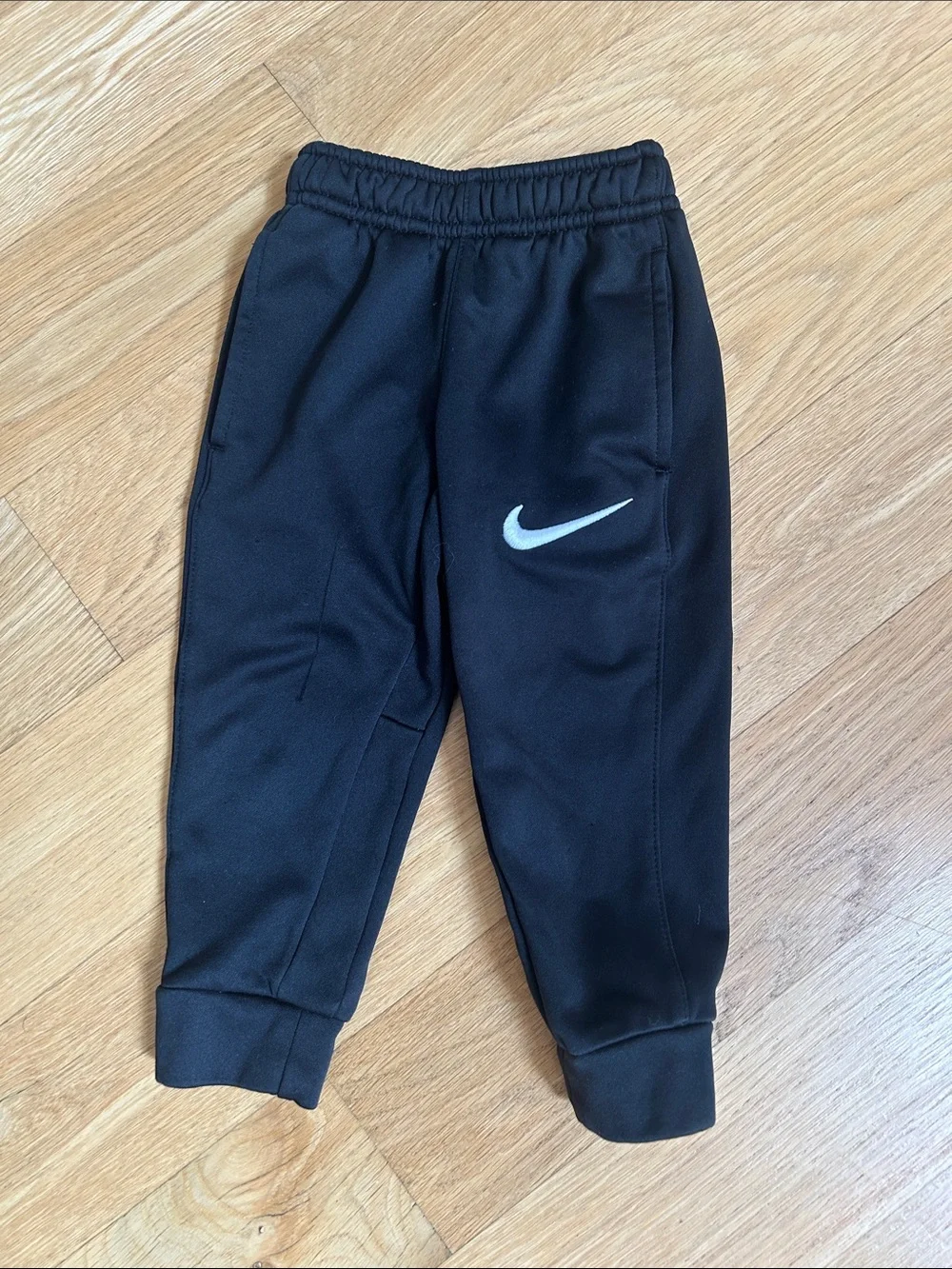 Nike Drifit Joggers in Black 2T